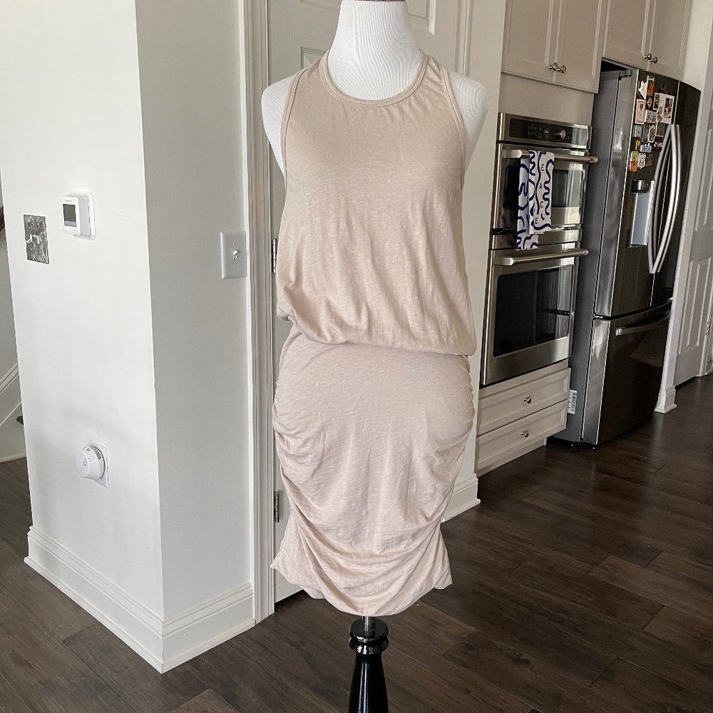 Sundry Womens Ruched Dress, Fitted Skirt, Blousen Bodice, Nude, Size 1/S, NWT